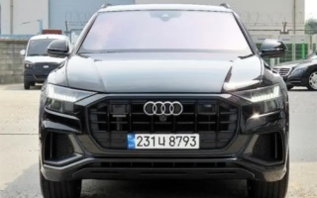 Q8 55 TFSI 콰트로 프리미엄