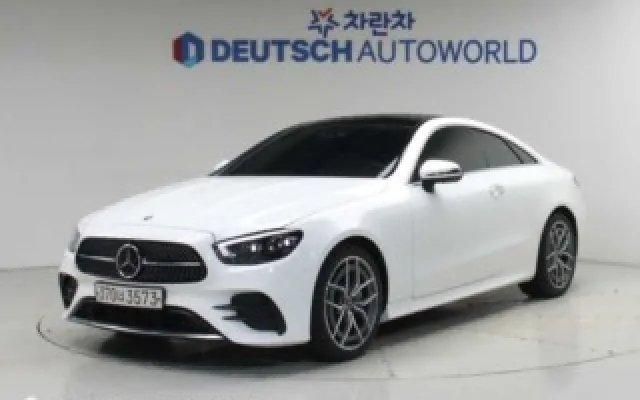 E-클래스 W213 E300d 4MATIC 쿠페